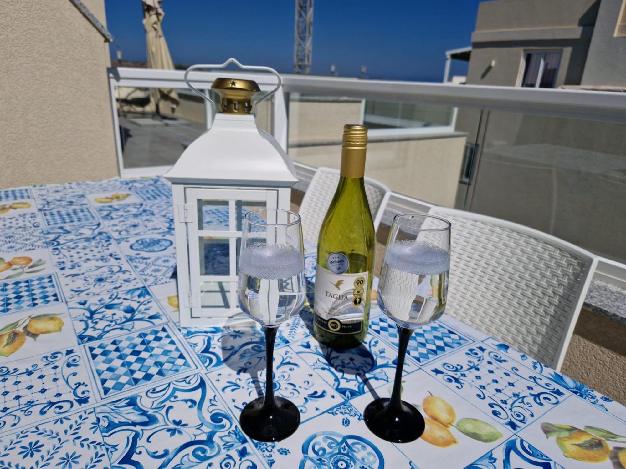 Sea View New Penthouse Terrace & Garage Parking Apartment St. Paul's Bay Exterior foto