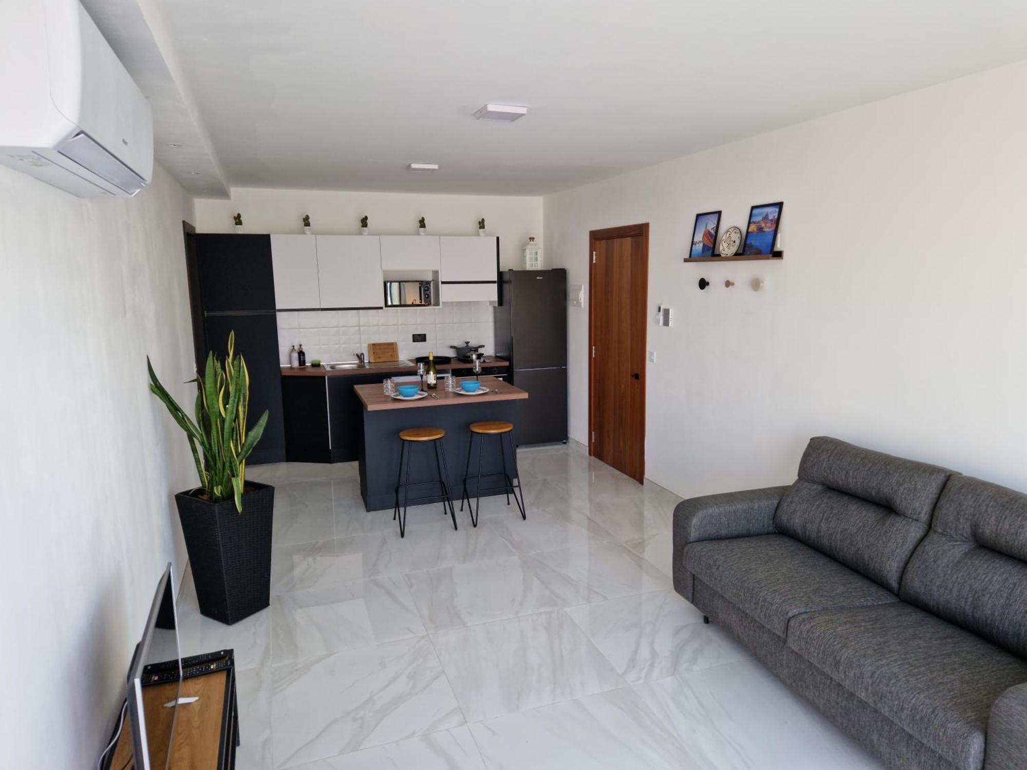 Sea View New Penthouse Terrace & Garage Parking Apartment St. Paul's Bay Exterior foto