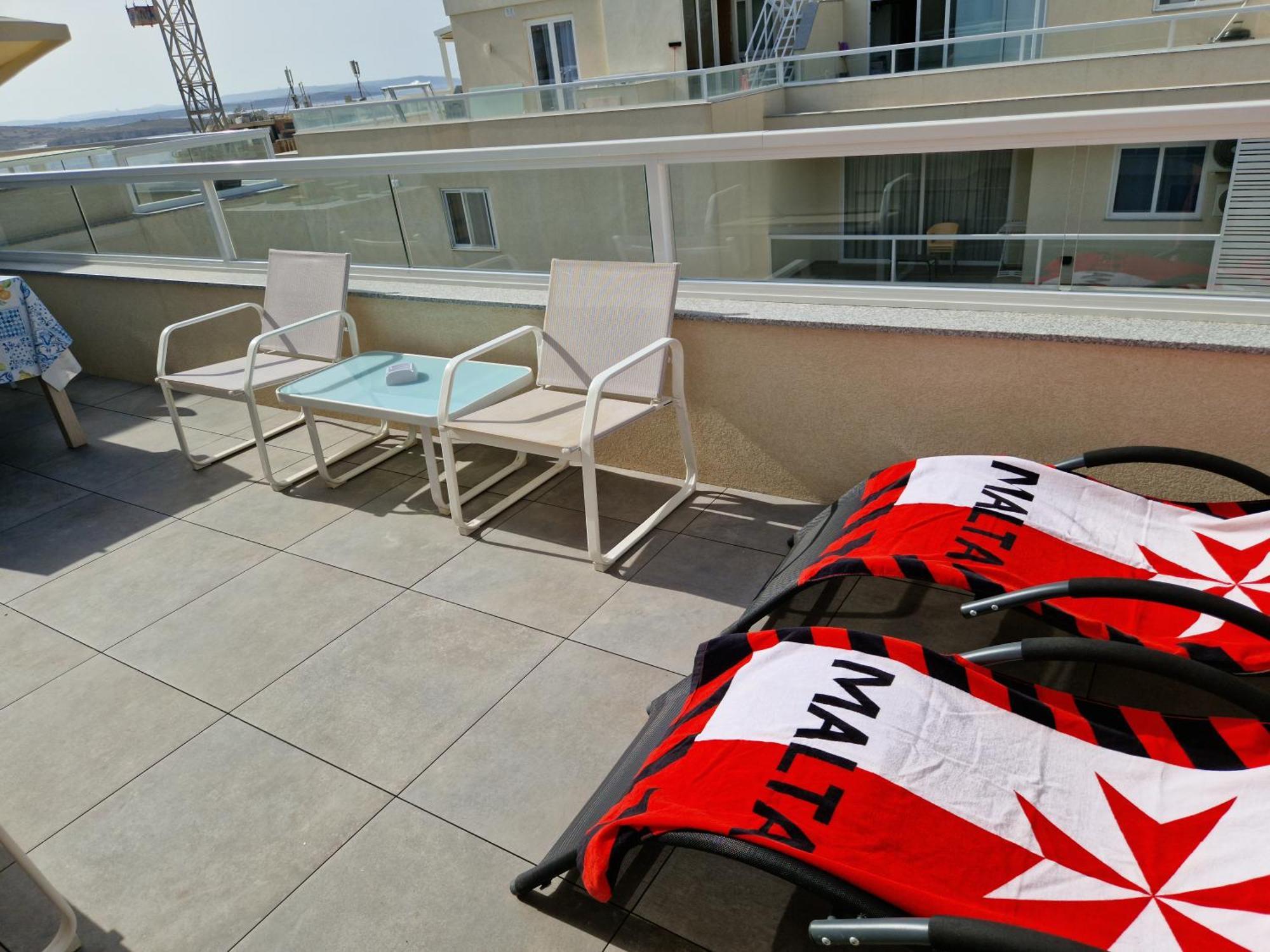 Sea View New Penthouse Terrace & Garage Parking Apartment St. Paul's Bay Exterior foto