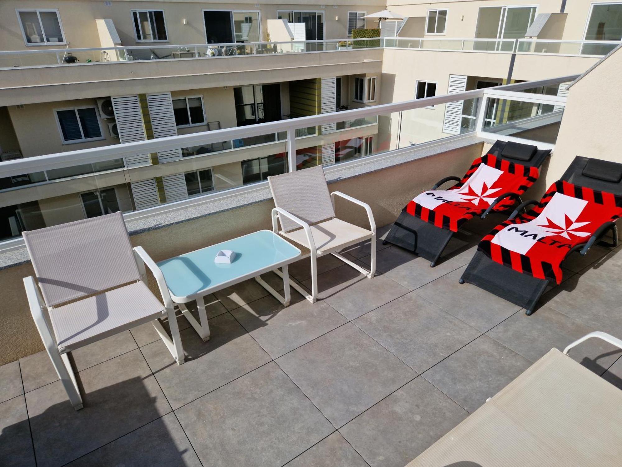 Sea View New Penthouse Terrace & Garage Parking Apartment St. Paul's Bay Exterior foto