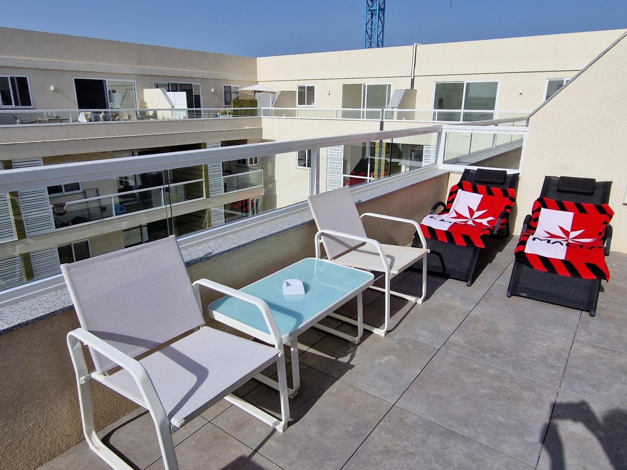 Sea View New Penthouse Terrace & Garage Parking Apartment St. Paul's Bay Exterior foto